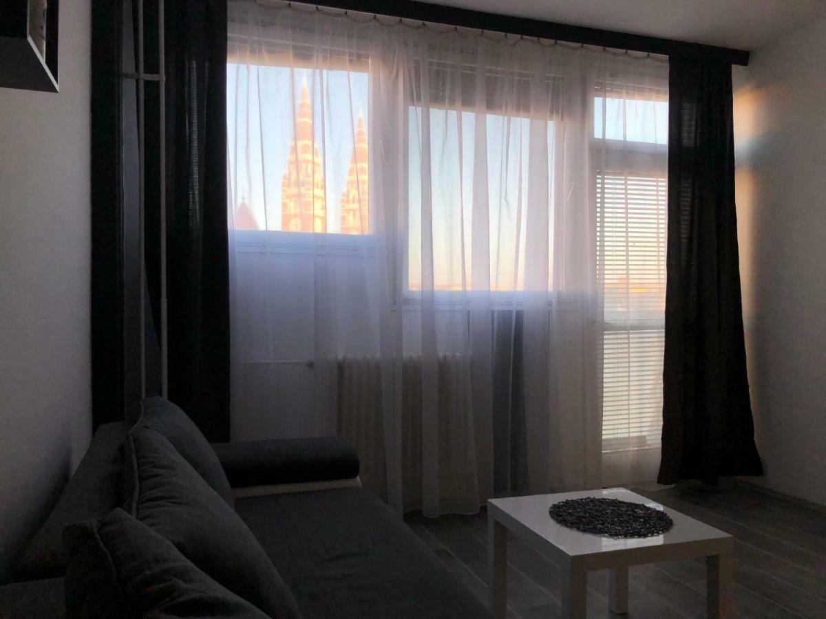 Dave Apartman Szeged Esterno foto